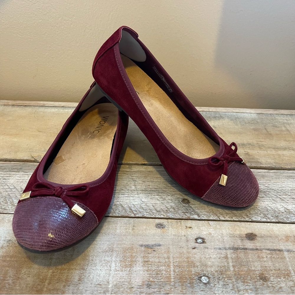 Vionic Deep Red Ballet Flats with Bow